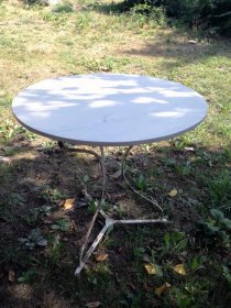 gartentisch-shabby-chic-eisengestell-mit-holzplatte.5
