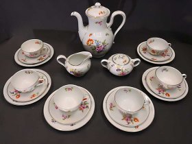 kaffeeservice-rosenthal-balmoral-blumenmalerei-buketts-und-gold.1