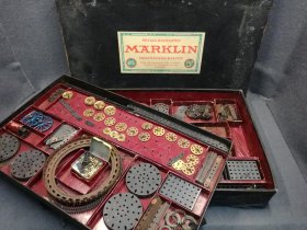 maerklin-mtetallbaukasten-ergaenzungskasten-5a-grosser-doppelter-kasten.10