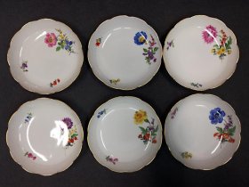 meissen-6x-suppentassen-ozier-reliefrand-reiche-blumenmalerei-gold.10