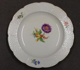 meissen-6x-teller-ozier-reliefrand-blumenmalerei-gold-d-18-7-cm.5