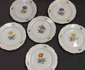 meissen-6x-teller-ozier-reliefrand-blumenmalerei-gold-d-18-7-cm.7