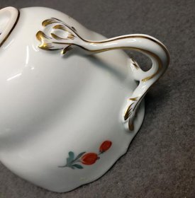 meissen-kaffeegedeck-3tlg-blumenmalerei-gold2.7