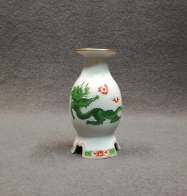 meissen-kerzenleuchter-gruener-drache.1