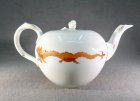 meissen-teekanne-roter-drache-goldgeschuppt-goldverzierungen.1