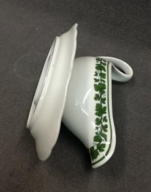 meissen-um-1860-knaufzeit-sauciere-weinlaub.5