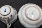 meissen-um-1880-insekten-und-blumenmalerei-mit-gold-kaffeegedeck-tasse-u-tasse-knaufschwerter-1-wahl2.10