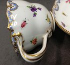 meissen-um-1880-insekten-und-blumenmalerei-mit-gold-kaffeegedeck-tasse-u-tasse-knaufschwerter-1-wahl2.6