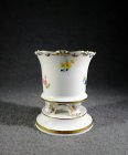 meissen-vase-fuesschenvase-streubluemchen-mit-gold1.2