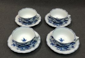 meissen-zwiebelmuster-4x-teetassen-knaufzeit