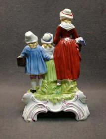 porzellanfigur-reklamefigur-yardley-s-old-english-lavender-dresden-porzellan-um-1920.3