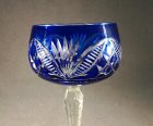 roemer-kristall-weinroemer-blau-mit-facettiertem-fuss-kanten-gekerbt-1-von-2.6