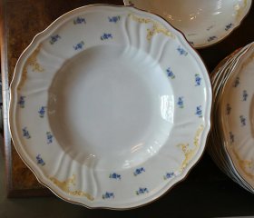 speiseservice-rosenthal-parsival-12-pers-56-teile-bluemchen-und-relief.9